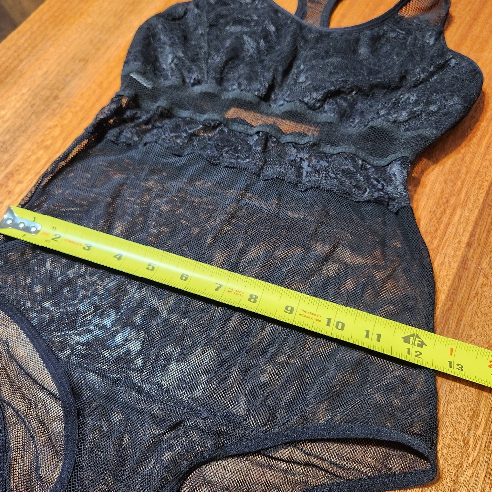 Elegant Black Lace Bodysuit Sz M - Picture 5 of 10